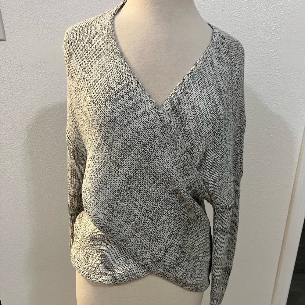 gray white sweater top